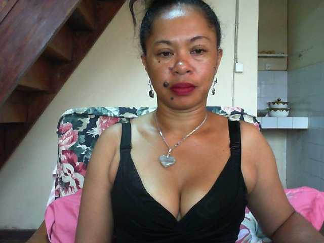 beautechoco's BongaCams show and profile