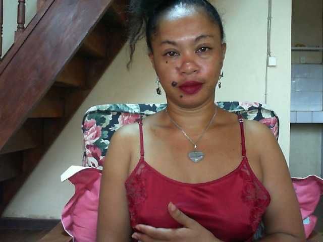 beautechoco's BongaCams show and profile