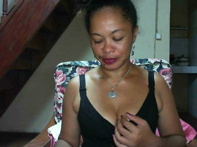 beautechoco's BongaCams show and profile