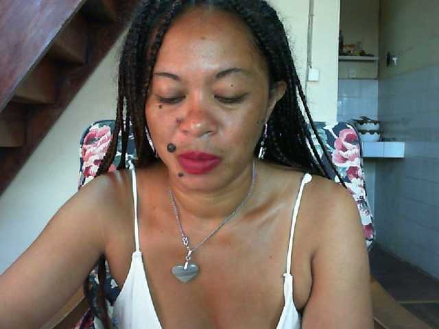 beautechoco's BongaCams show and profile