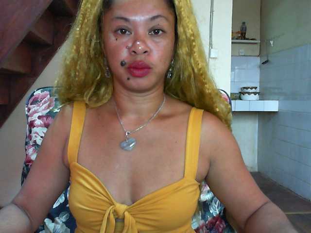 beautechoco's BongaCams show and profile