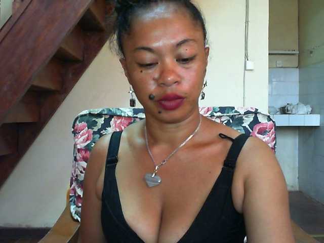 beautechoco's BongaCams show and profile