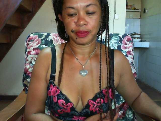 beautechoco's BongaCams show and profile