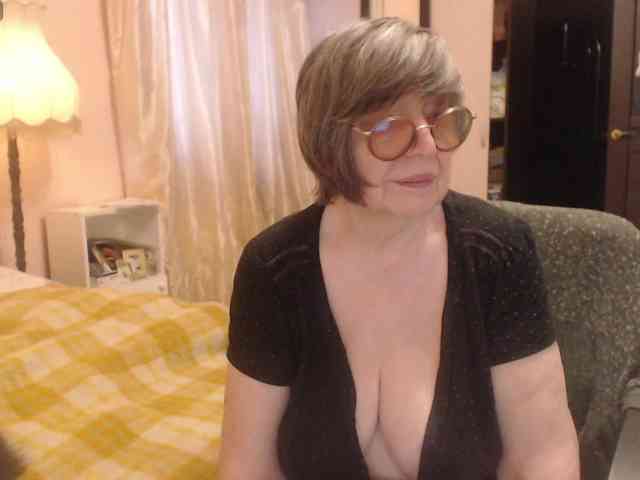 Sharon-love webcam