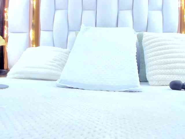 RileySweet webcam