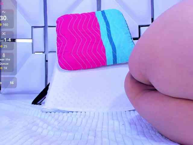 RileySweet webcam