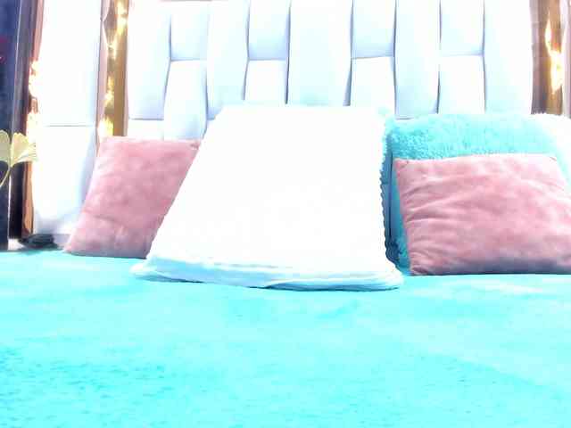RileySweet webcam