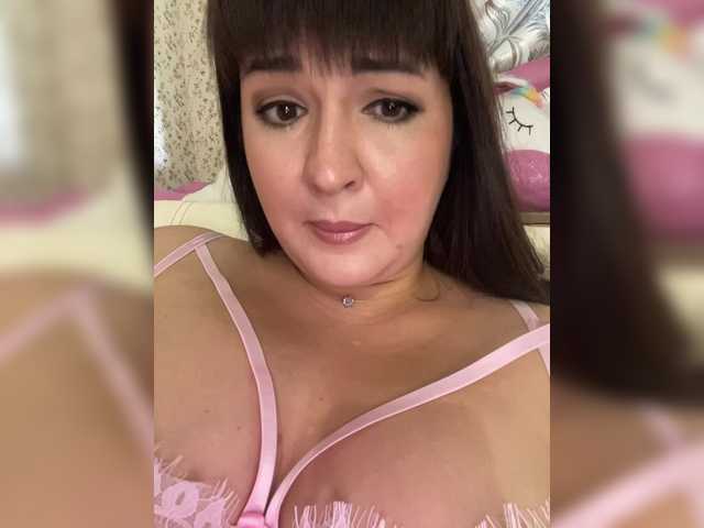  Tina-Dolly chat room
