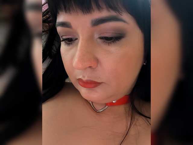 Tina-Dolly's BongaCams show and profile