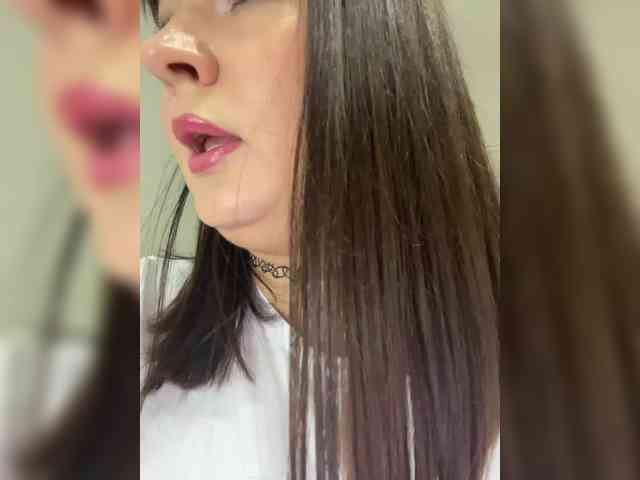 Alina-Milf webcam