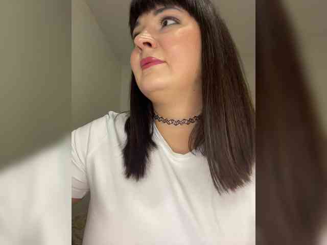 Alina-Milf webcam