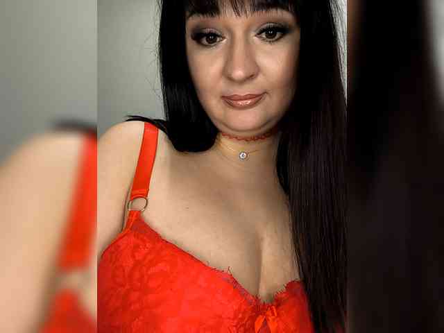 Alina-Milf webcam