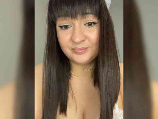 Tina-Dolly Live Webcam on BongaCams