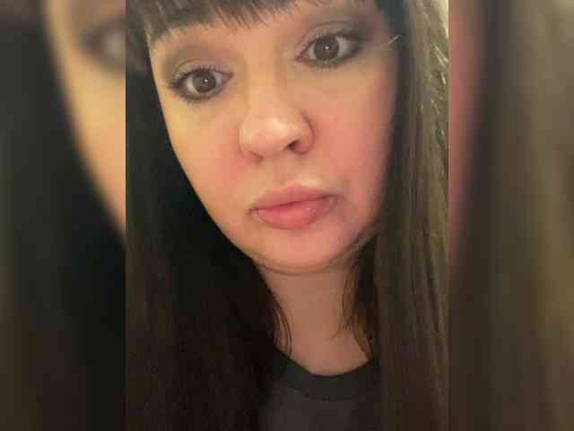 Alina-Milf webcam