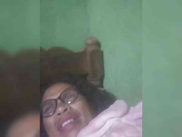 Ladysexyboobs webcam