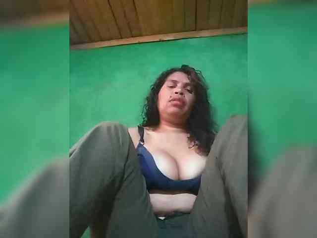 Ladysexyboobs webcam