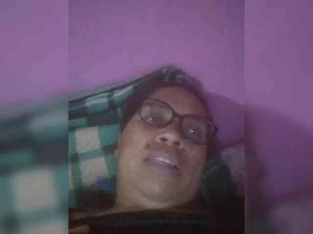 Ladysexyboobs webcam