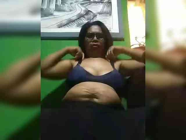 Ladysexyboobs webcam