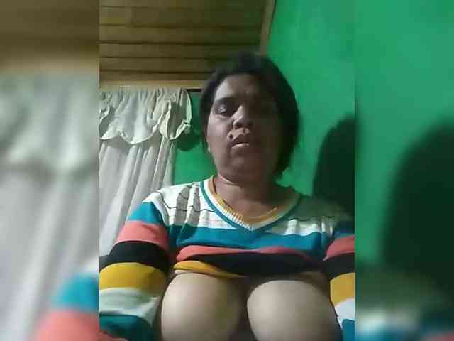 Ladysexyboobs webcam