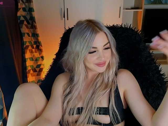 MilanaOmgReal's BongaCams show and profile