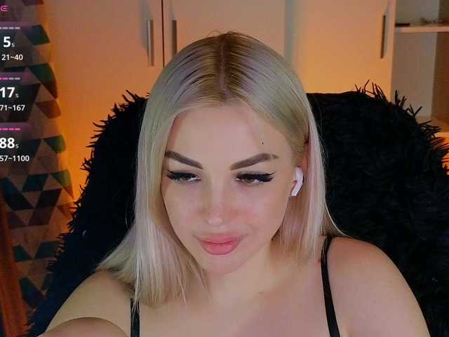 MilanaOmgReal's BongaCams show and profile
