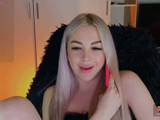 MilanaOmgReal's BongaCams show and profile