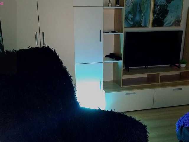 MilanaOmgReal's BongaCams show and profile