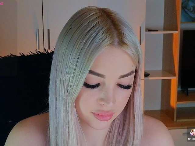 MilanaOmgReal's BongaCams show and profile