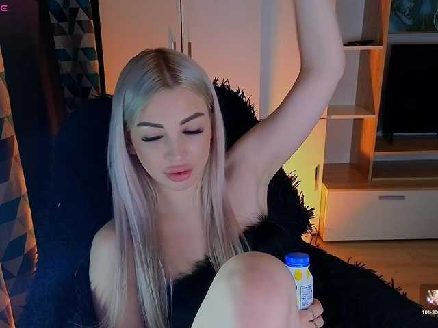 MilanaOmgReal's BongaCams show and profile