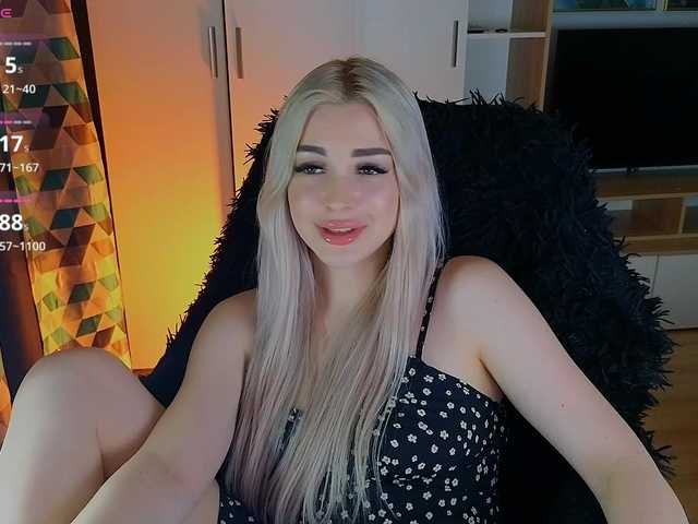 MilanaOmgReal's BongaCams show and profile