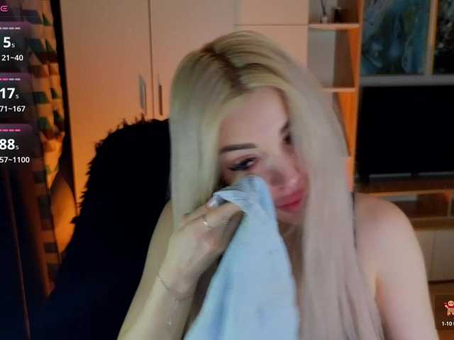 MilanaOmgReal's BongaCams show and profile