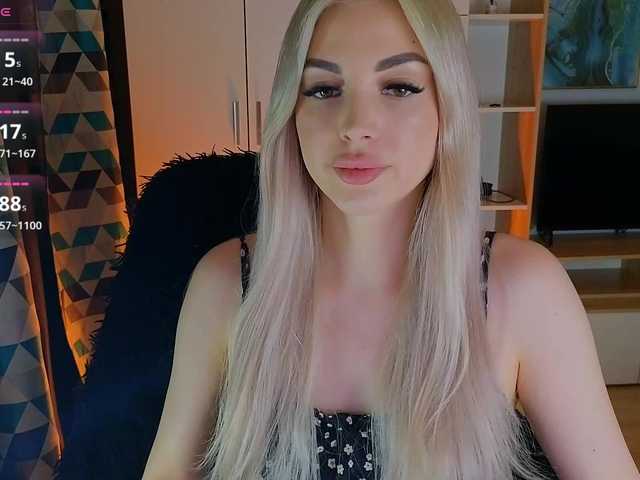 MilanaOmgReal's BongaCams show and profile