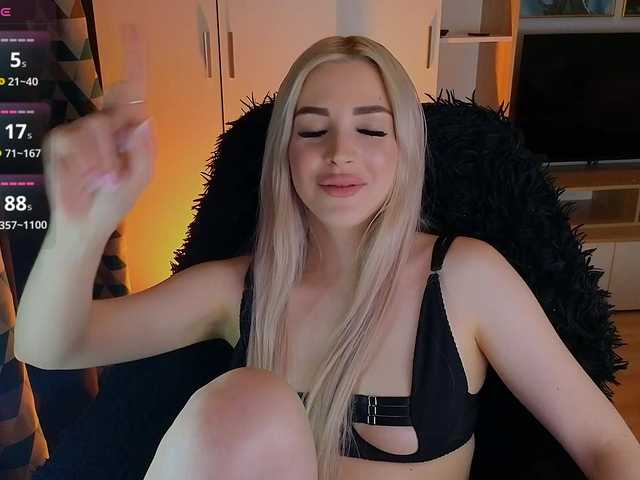 MilanaOmgReal's BongaCams show and profile