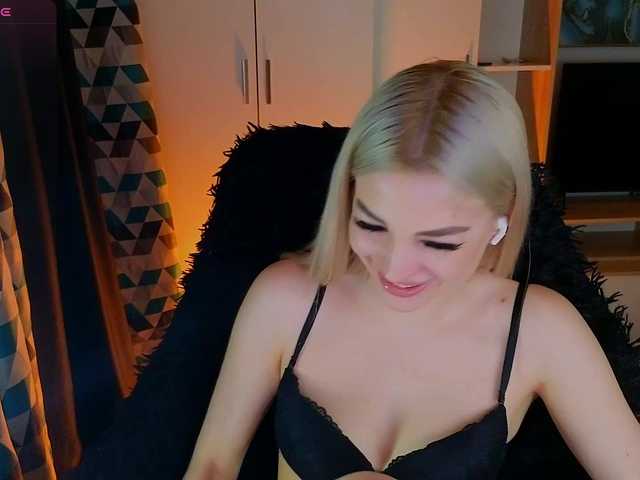 MilanaOmgReal's BongaCams show and profile