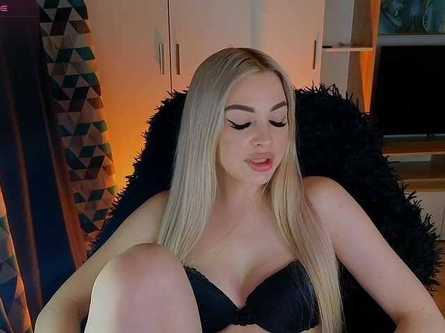 MilanaOmgReal's BongaCams show and profile