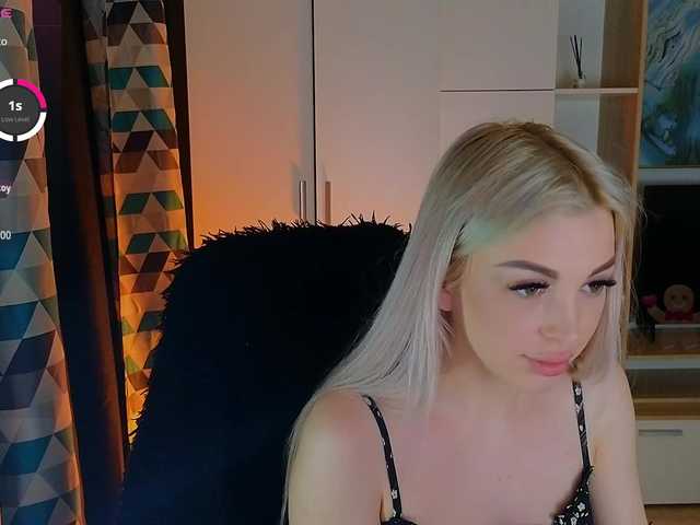 MilanaOmgReal's BongaCams show and profile