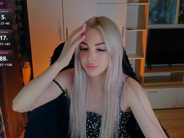 MilanaOmgReal's BongaCams show and profile