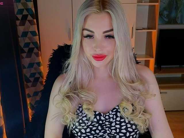 MilanaOmgReal's BongaCams show and profile