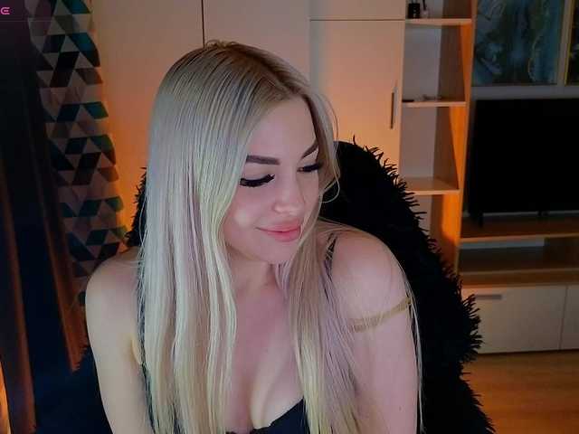 видео MilanaOmgReal