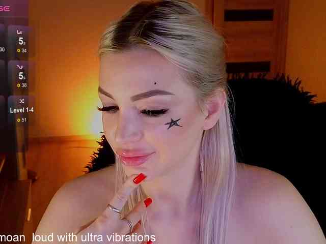 MilanaOmgReal webcam