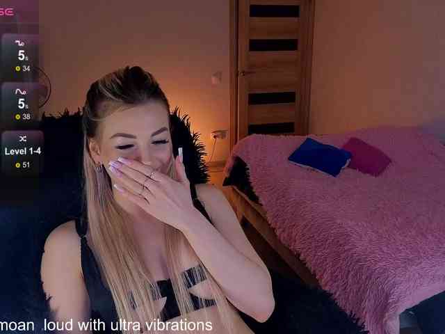 MilanaOmgReal webcam