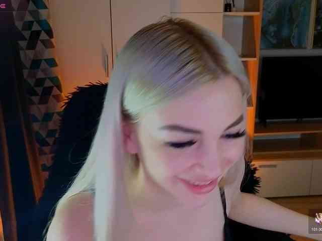 MilanaOmgReal webcam