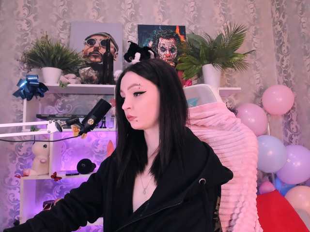 AsyaSweeet's BongaCams show and profile