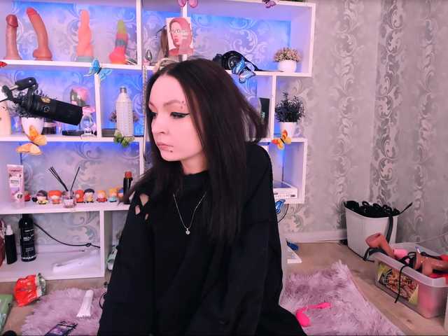 AsyaSweeet's BongaCams show and profile