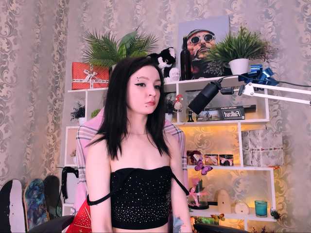 AsyaSweeet's BongaCams show and profile