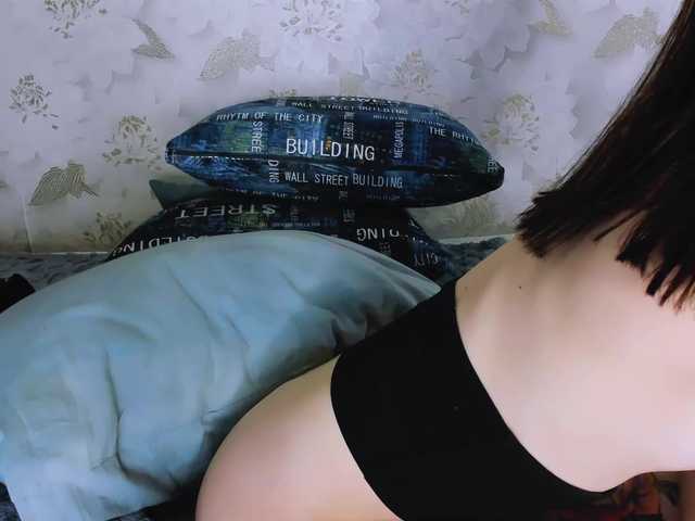 AsyaSweeet's BongaCams show and profile