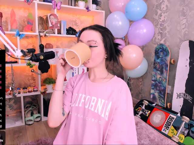 AsyaSweeet's BongaCams show and profile