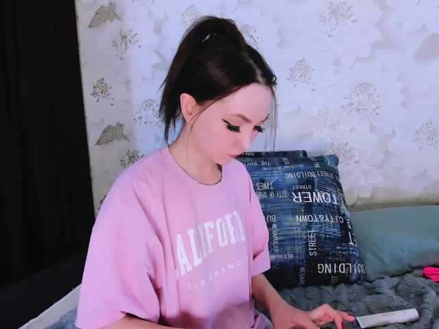 AsyaSweeet's BongaCams show and profile