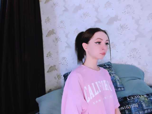 AsyaSweeet's BongaCams show and profile