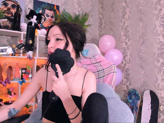 AsyaSweeet's BongaCams show and profile